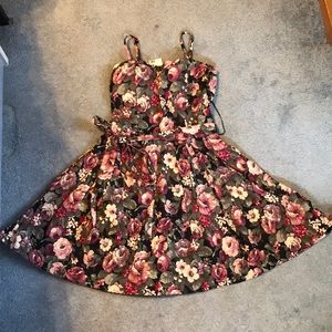 NWT* Junior floral dress